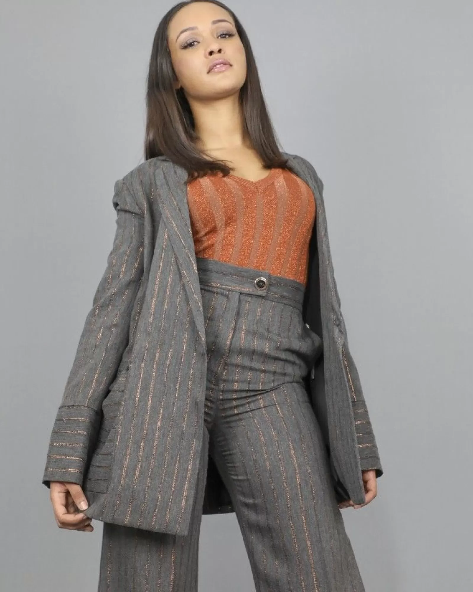 La Piscine Paris Blazer en laine mélangée avec de fines rayures en lurex cuivré Space Simona Corsellini Gris Clearance