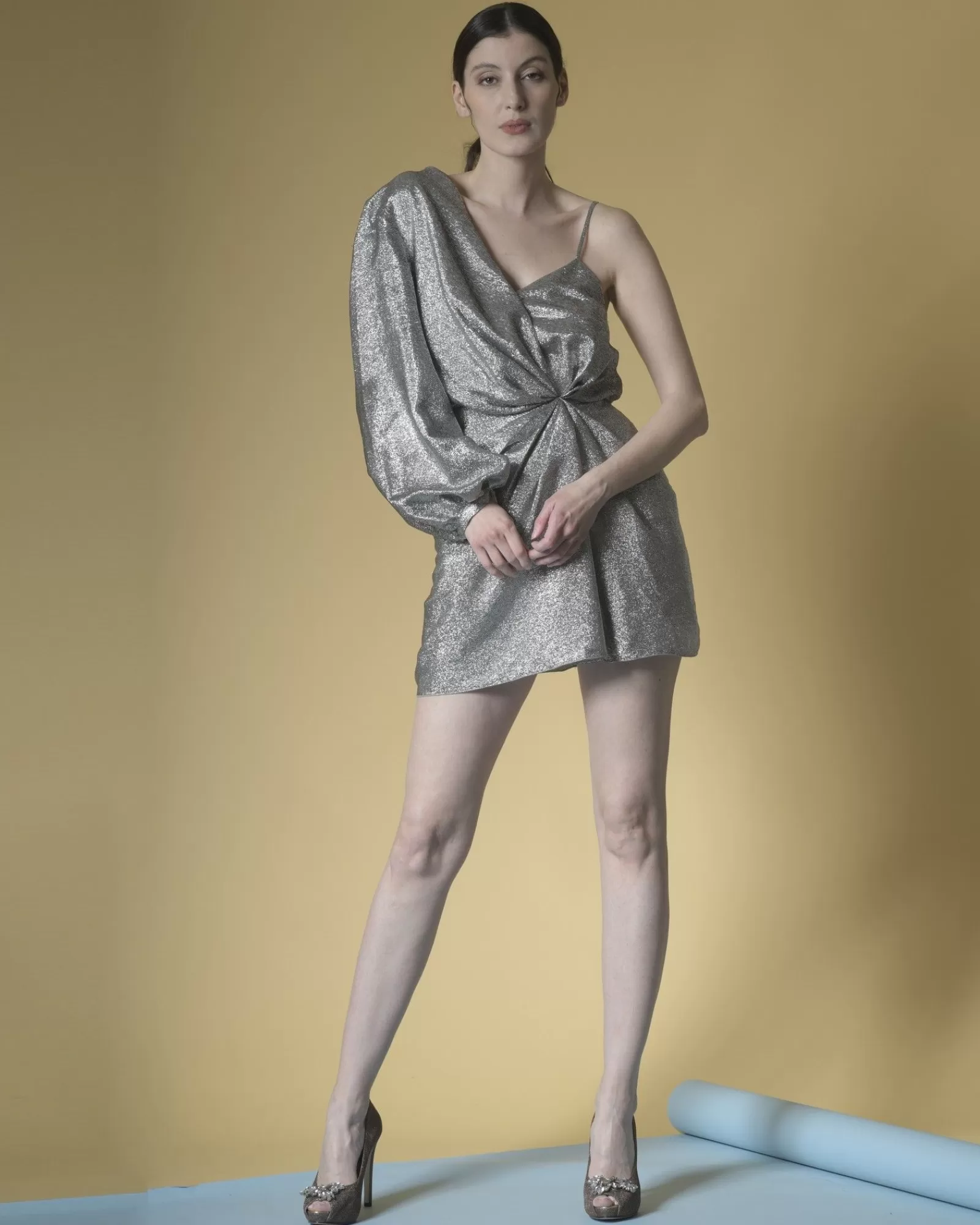 La Piscine Paris Escarpins en cuir à bouts ouverts ornées de cristaux Guess Bronze Flash Sale