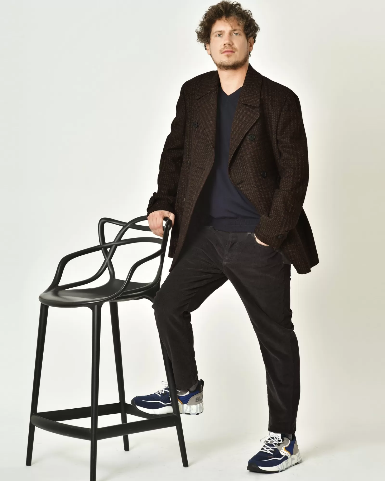 La Piscine Paris Pull en laine col V Lords Fools Bleu Flash Sale