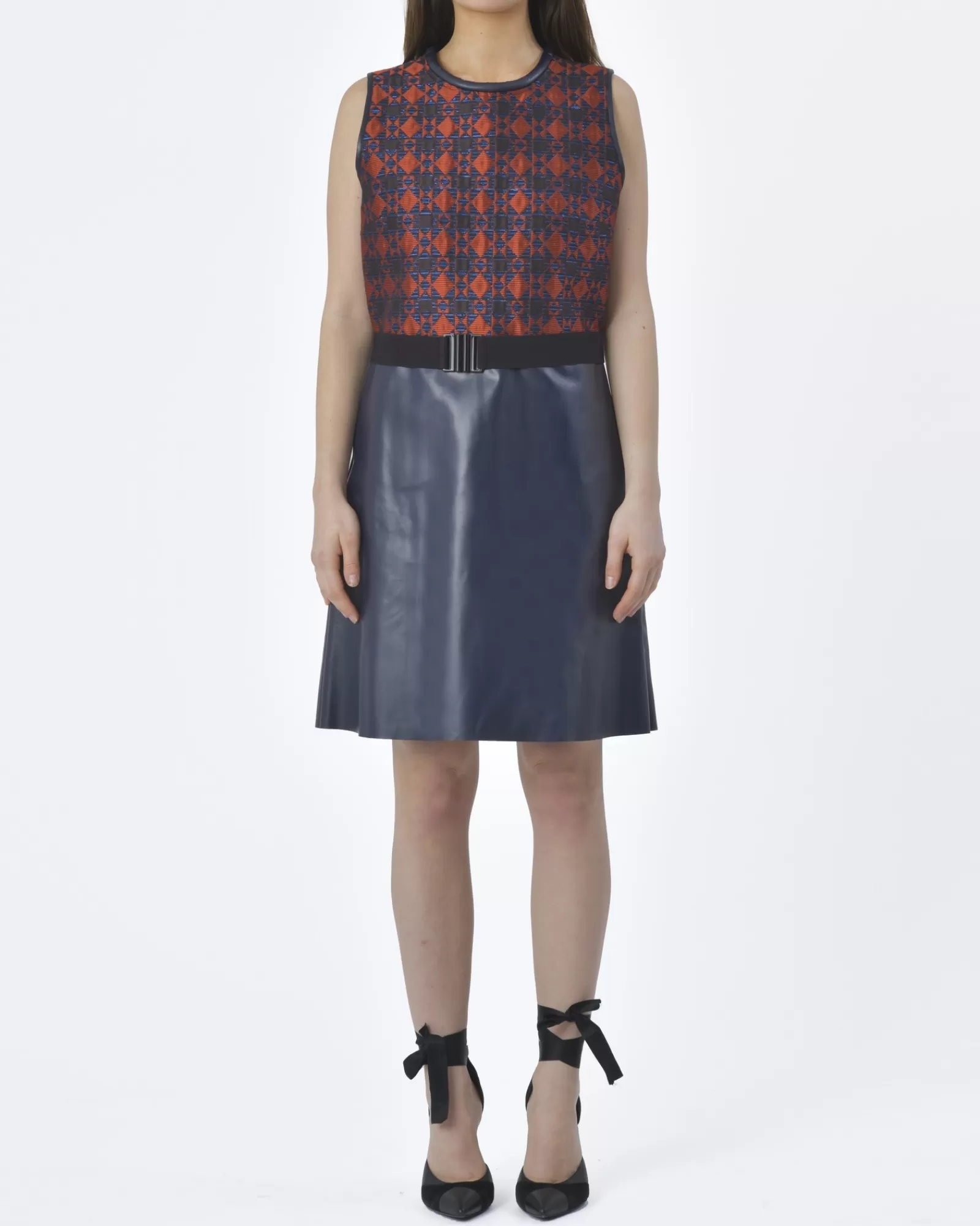 La Piscine Paris Robe e et rouge Space Simona Corsellini Bleu New