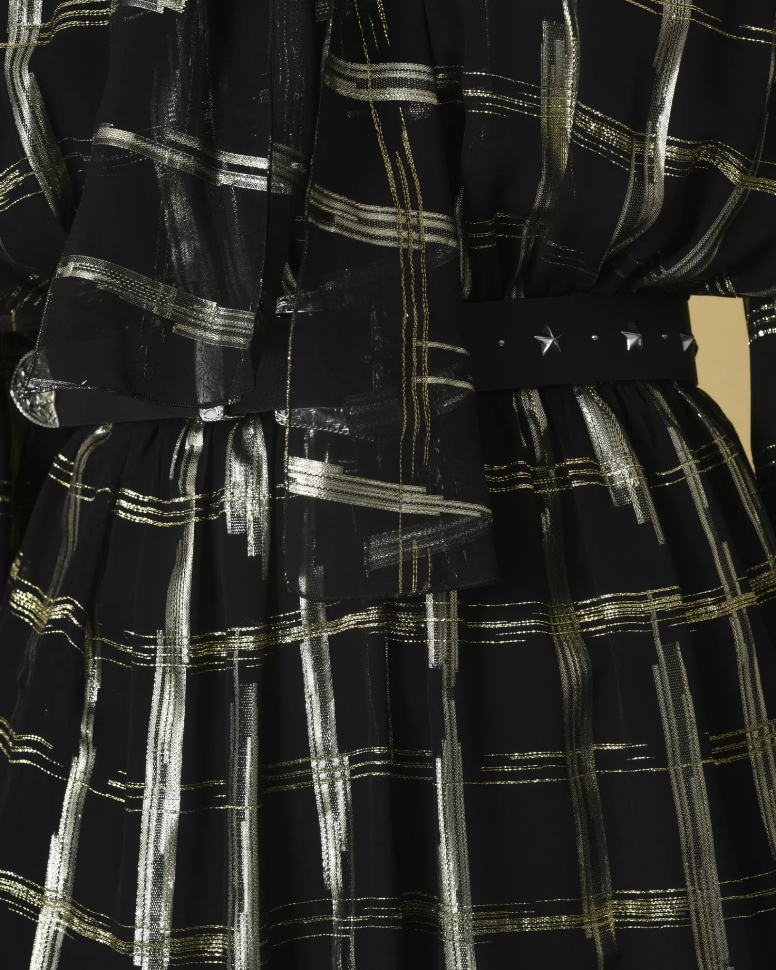 La Piscine Paris Robe en soie lamée dorée à col lavallière Alberta Ferretti Noir Discount