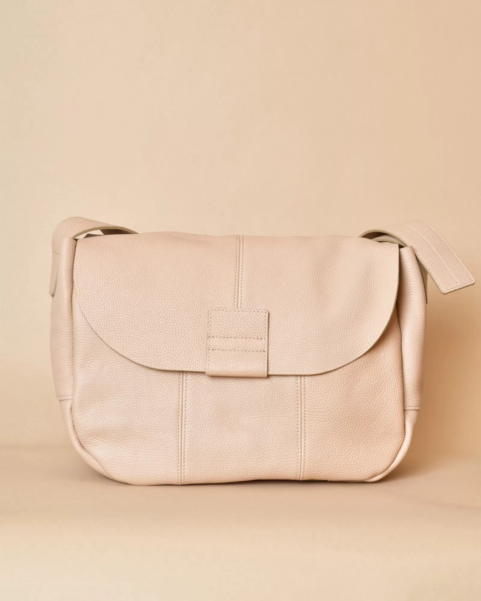 La Piscine Paris Sac porté épaule en cuir texturé Falorni Beige Hot